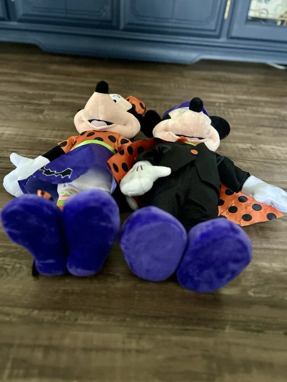 Disney 20” Mickey & Minnie Mouse Halloween Greeters Standing Figures